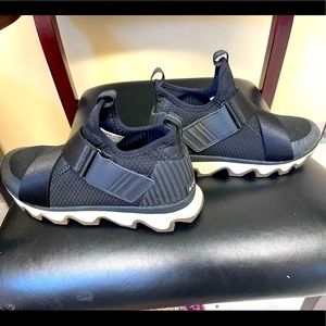 Women Sorel Kinetic Sneaker
